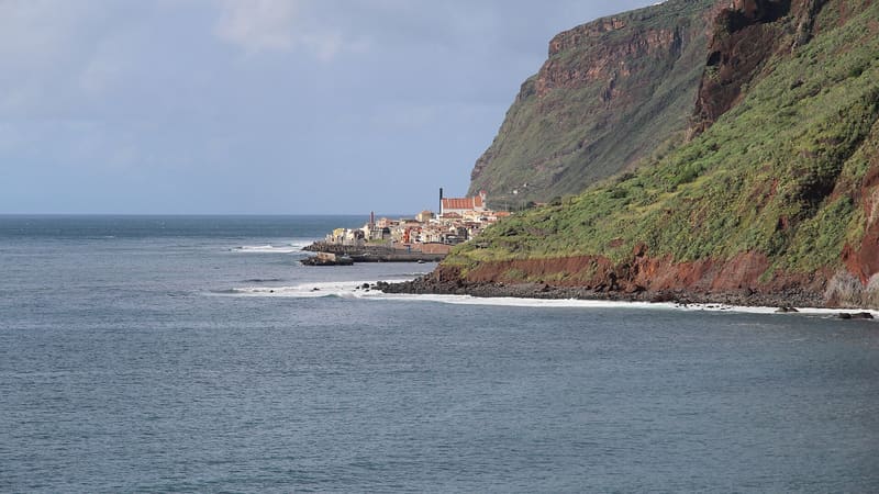 Paul do Mar live surf webcam view