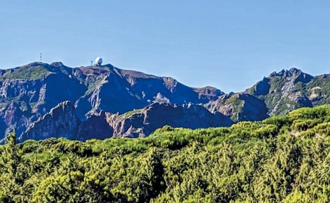 Live Cam: Achada do Teixeira (1592m) | Gateway to Pico Ruivo thumbnail webcam thumbnail - preview of live camera in Achada do Teixeira, Madeira