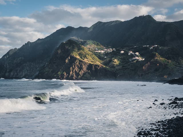 Live Cam: Porto da Cruz Pools | Madeira Northeast thumbnail