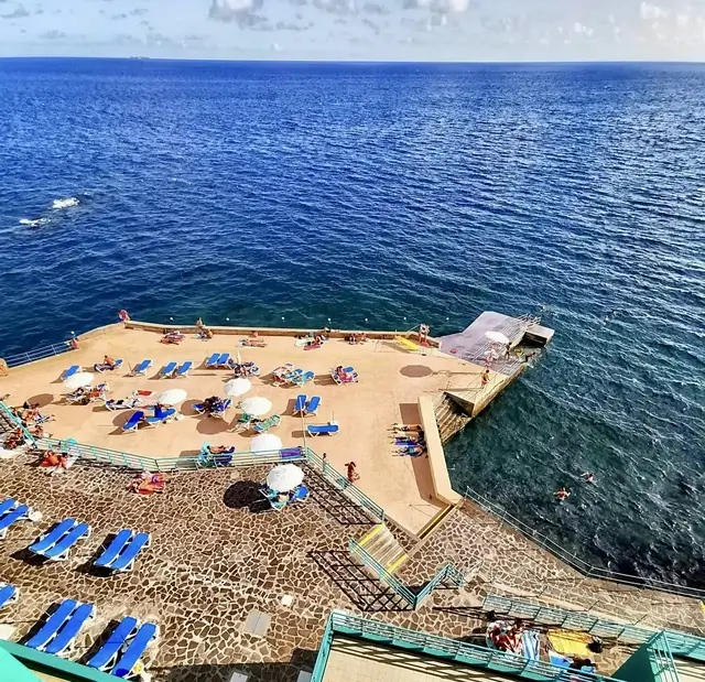 Live Cam: Barreirinha Beach Complex | Funchal Old Town thumbnail